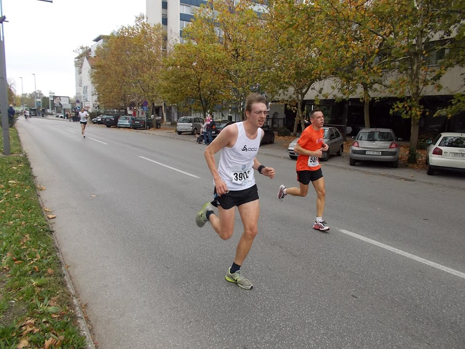 65640_10202465452785499_1207240629_n