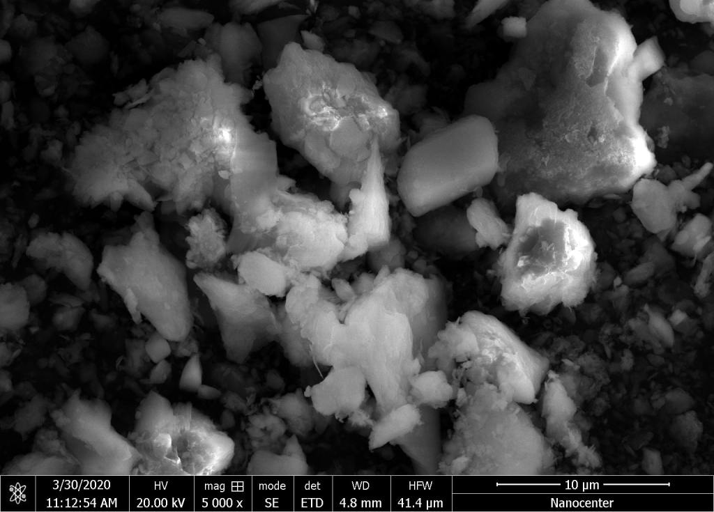 Velika raznolikost zrnc puščavskega peska