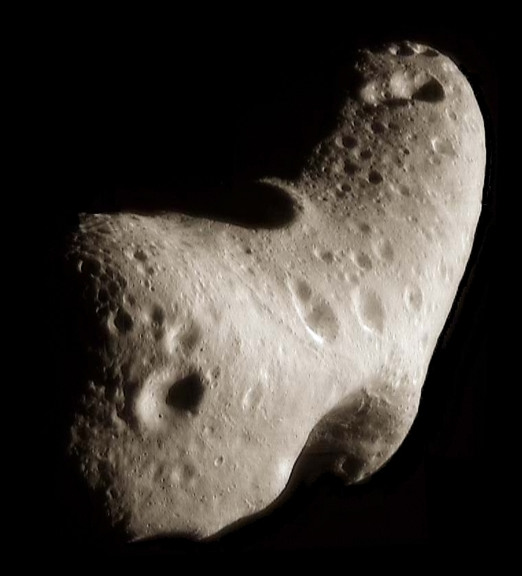 Asteroid 433 Eros je predstavnik S-asteroidov, ki naj bi bili izvor meteoritom navadnim hondritom (foto: NASA/JPL/JHUAPL - http://photojournal.jpl.nasa.gov/catalog/PIA02923)
